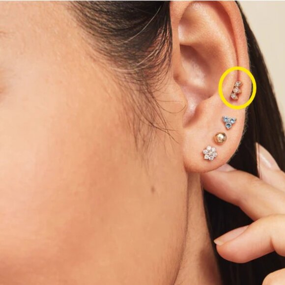 Piercing Studio - Marquise Diamond Bar Flat Back Stud - One Pair - Picture 2 of 6